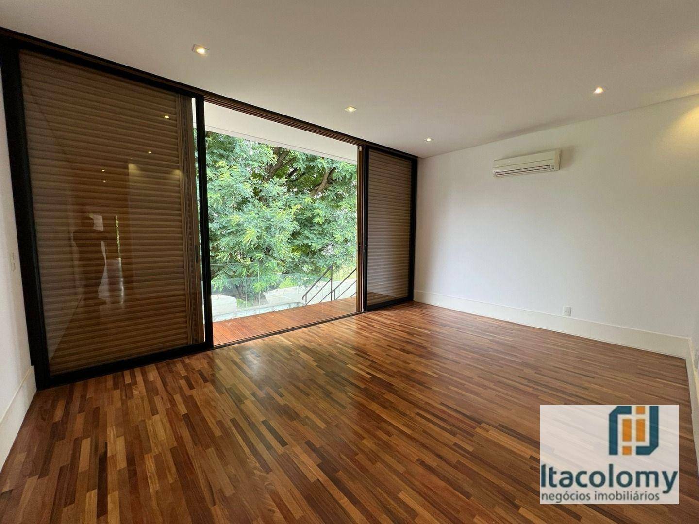 Casa de Condomínio à venda com 5 quartos, 730m² - Foto 9