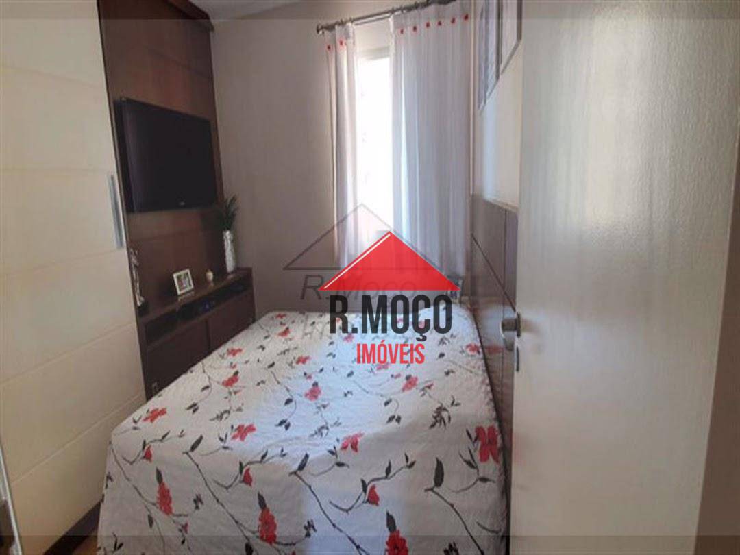 Apartamento à venda com 2 quartos, 70m² - Foto 12