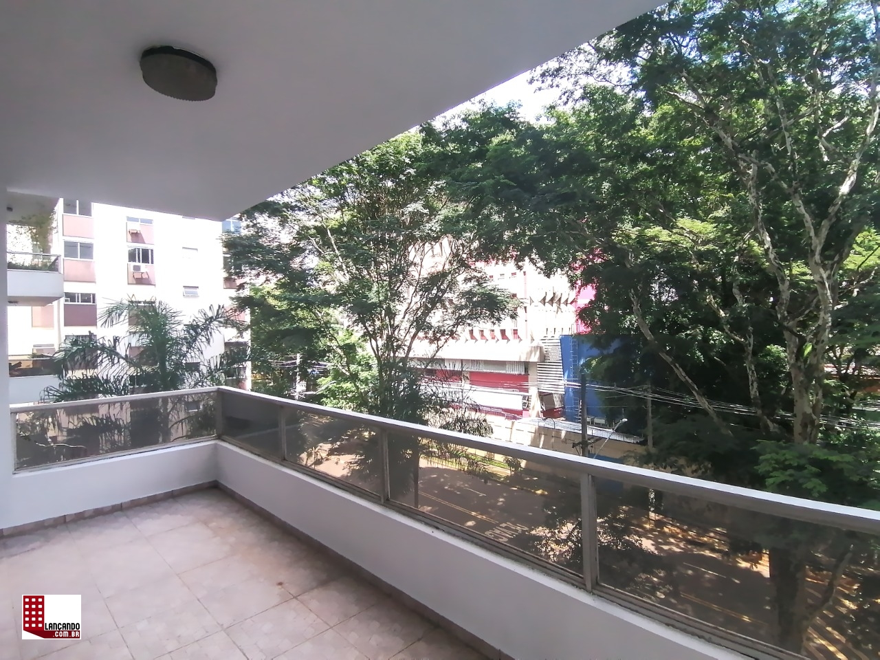 Apartamento à venda com 4 quartos, 260m² - Foto 1