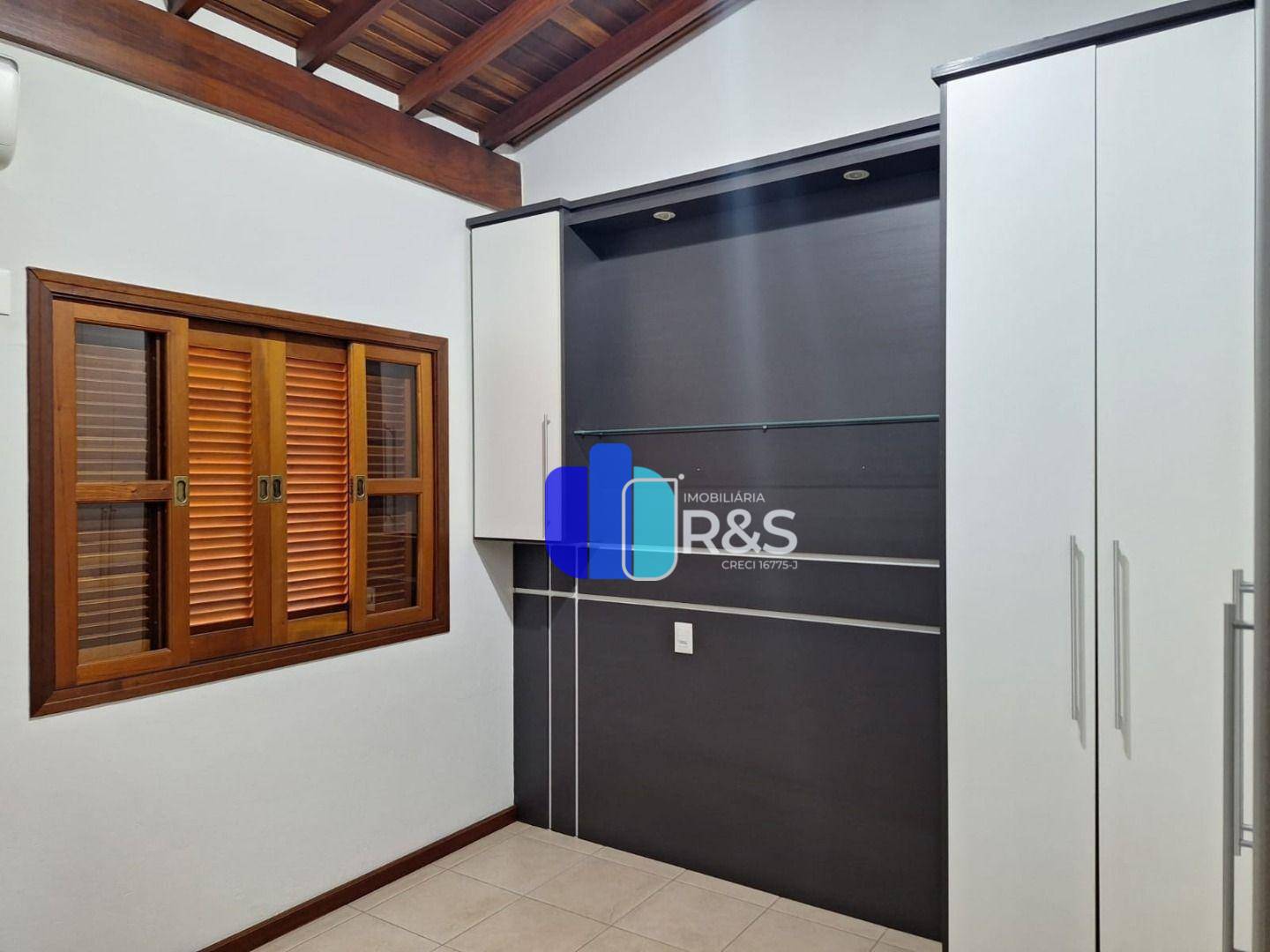 Casa de Condomínio à venda e aluguel com 3 quartos, 263m² - Foto 25