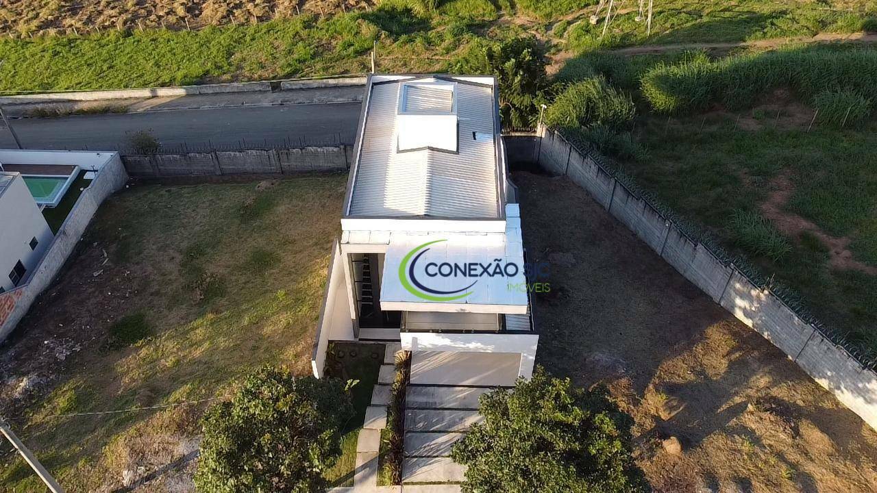 Sobrado à venda e aluguel com 4 quartos, 240m² - Foto 4