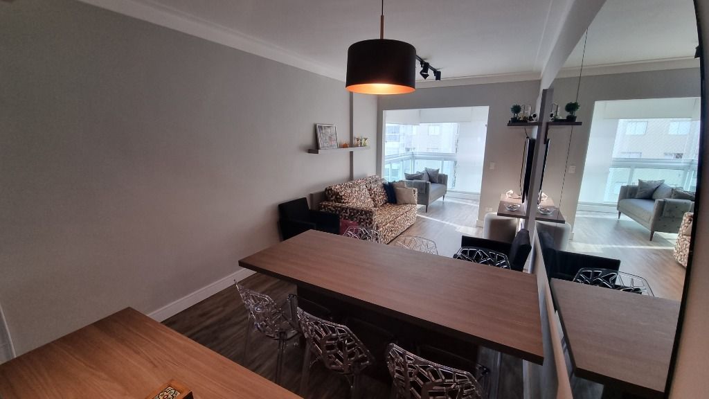 Apartamento à venda com 2 quartos, 77m² - Foto 9