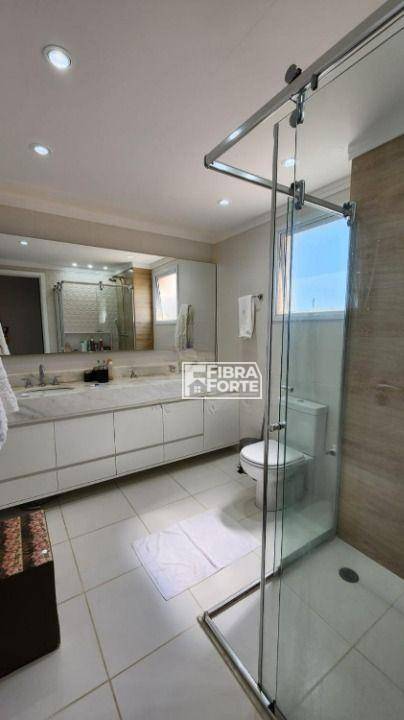 Apartamento à venda com 4 quartos, 189m² - Foto 10