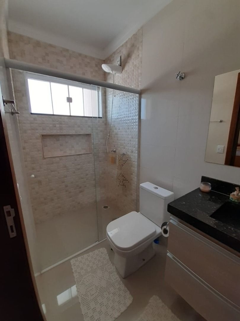 Casa à venda com 4 quartos, 190m² - Foto 12