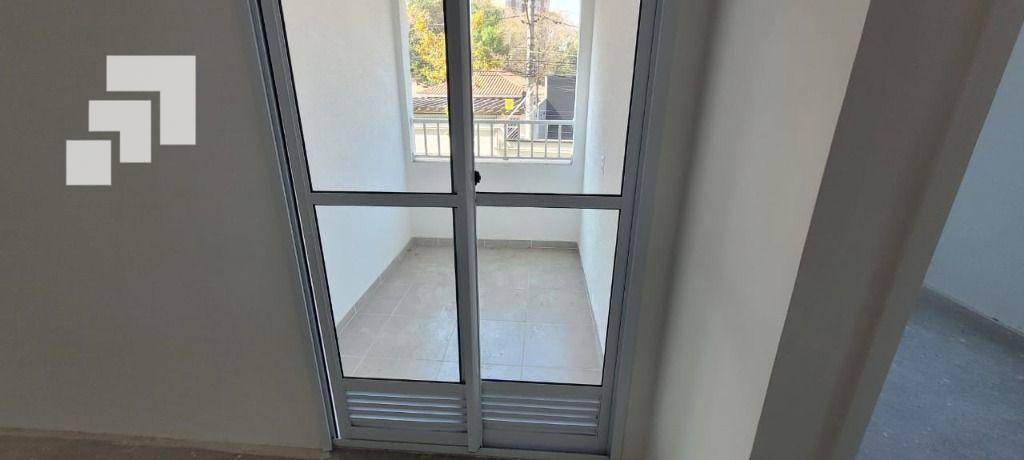 Apartamento à venda com 2 quartos, 35m² - Foto 14