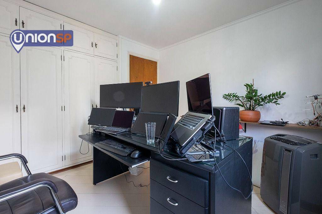 Apartamento à venda com 3 quartos, 142m² - Foto 8