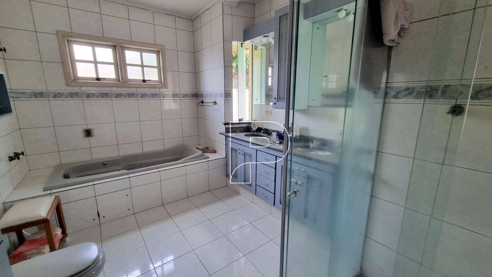 Casa de Condomínio à venda com 4 quartos, 480m² - Foto 22