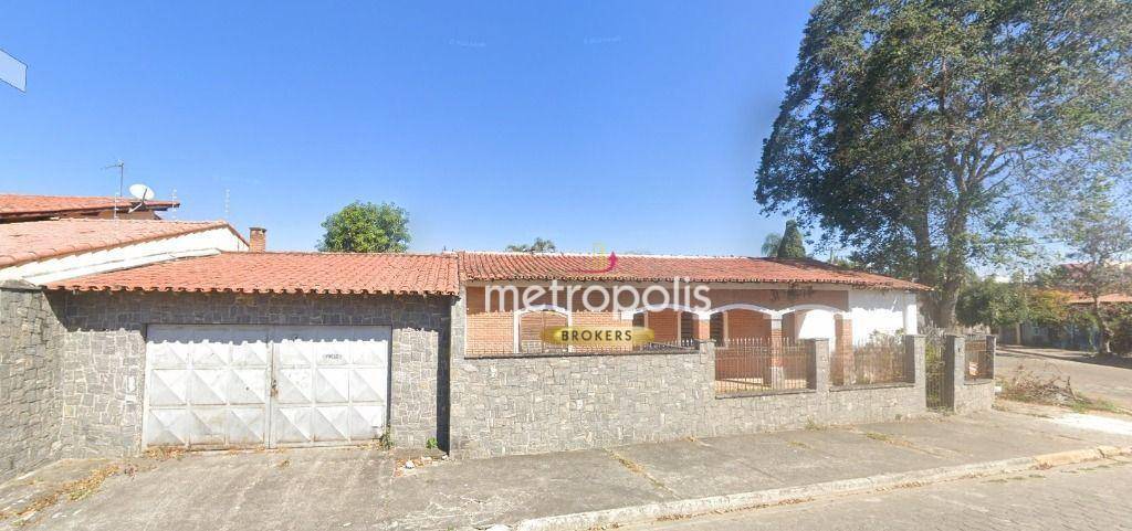 Casa, 3 quartos, 220 m² - Foto 1