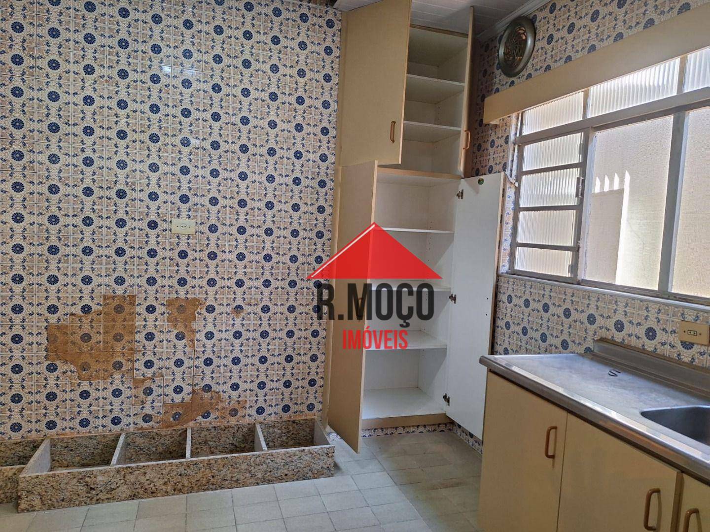 Casa à venda com 2 quartos, 95m² - Foto 9