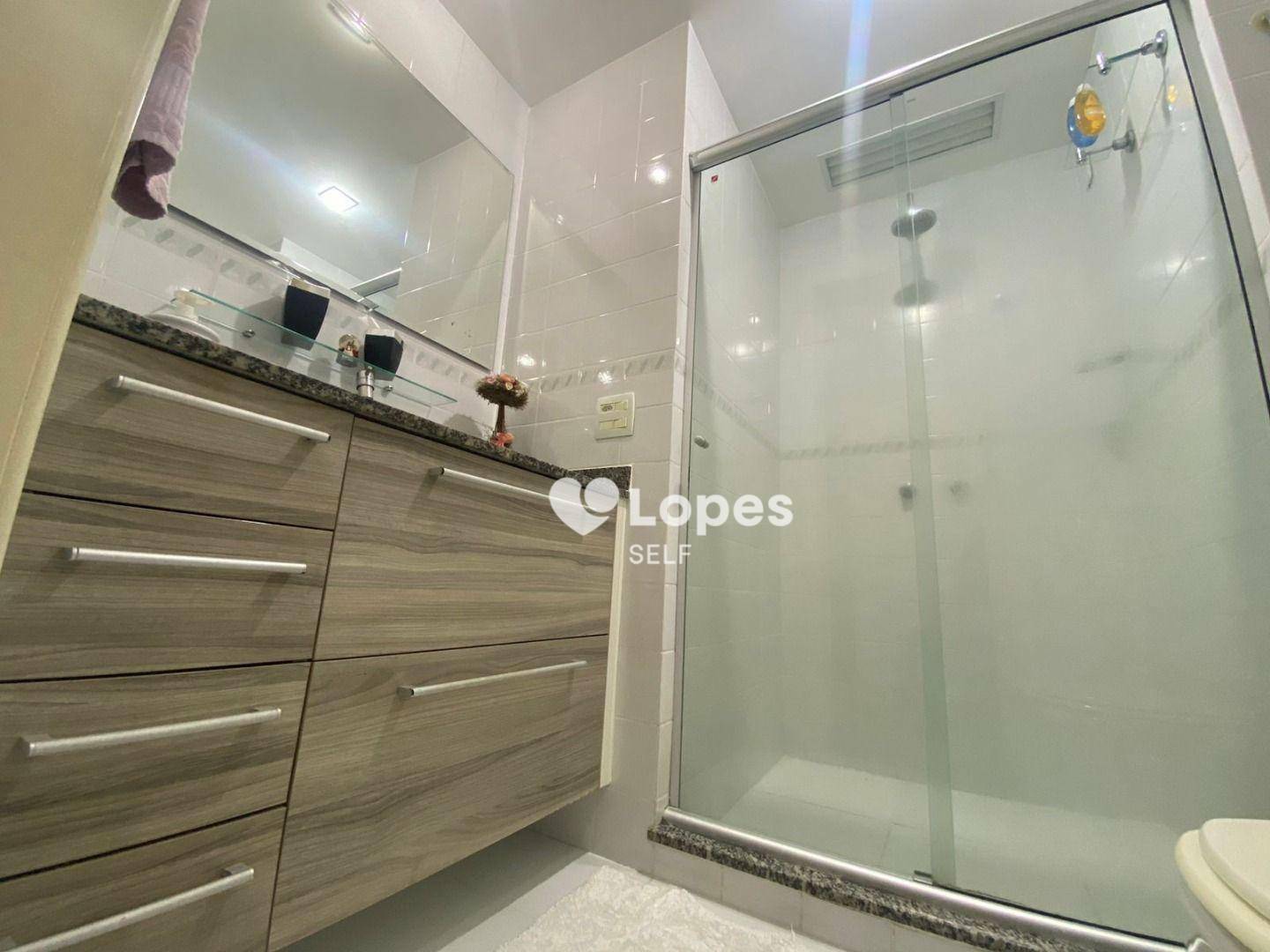 Apartamento à venda com 4 quartos, 140m² - Foto 14