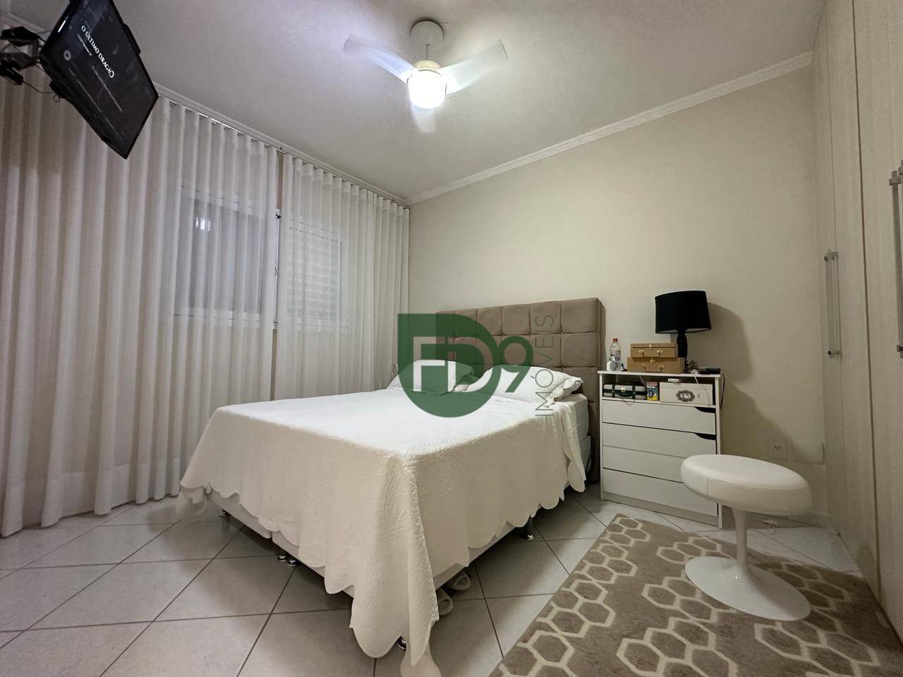 Apartamento à venda com 3 quartos, 75m² - Foto 19