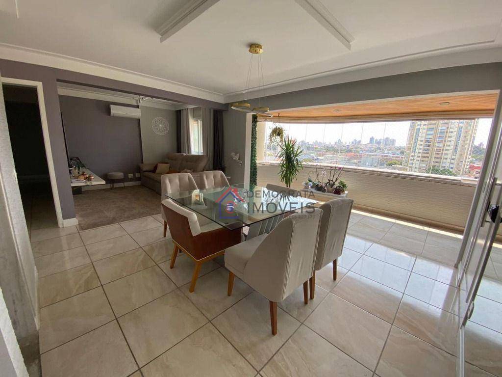Apartamento à venda e aluguel com 3 quartos, 121m² - Foto 1