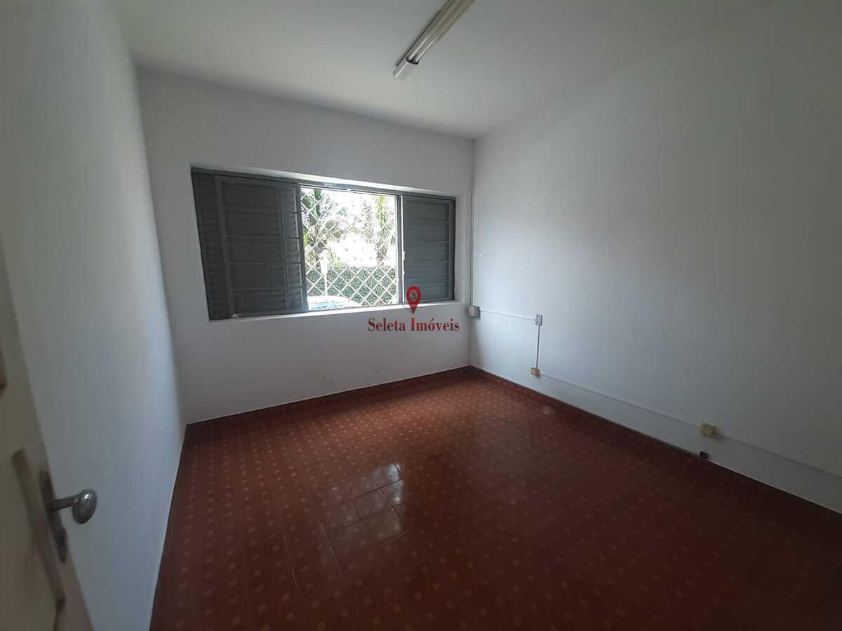 Casa para alugar com 6 quartos, 380m² - Foto 7