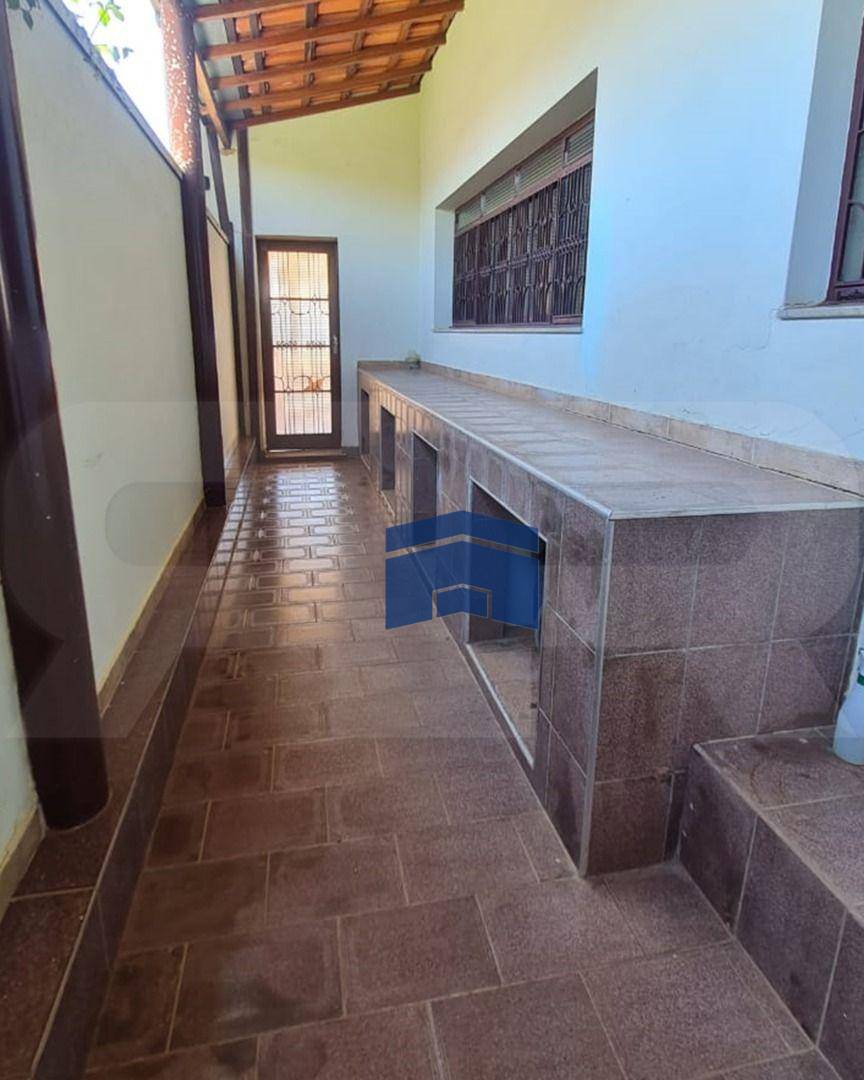 Casa à venda com 2 quartos, 163m² - Foto 5