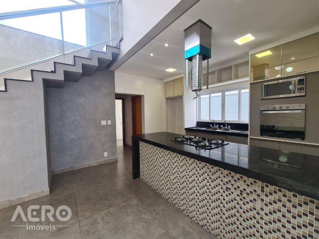 Casa de Condomínio à venda com 3 quartos, 290m² - Foto 18