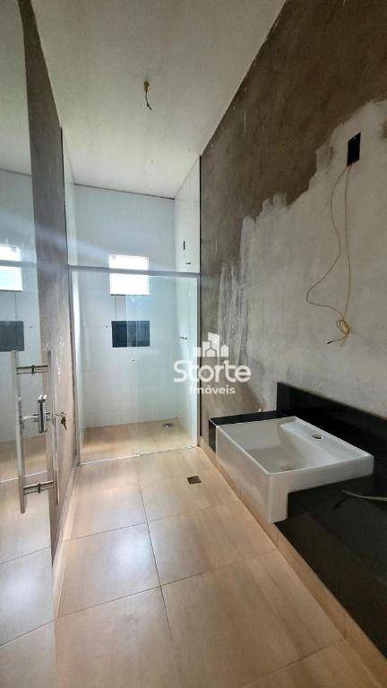 Chácara à venda com 3 quartos, 151m² - Foto 11