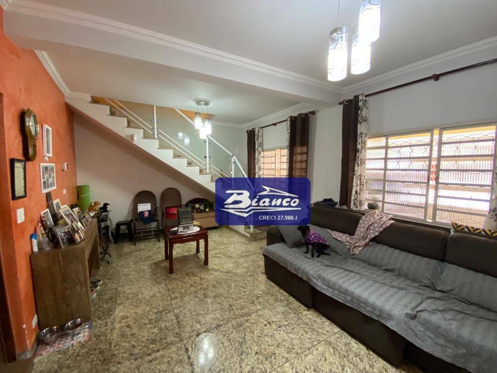 Sobrado à venda e aluguel com 3 quartos, 294m² - Foto 1