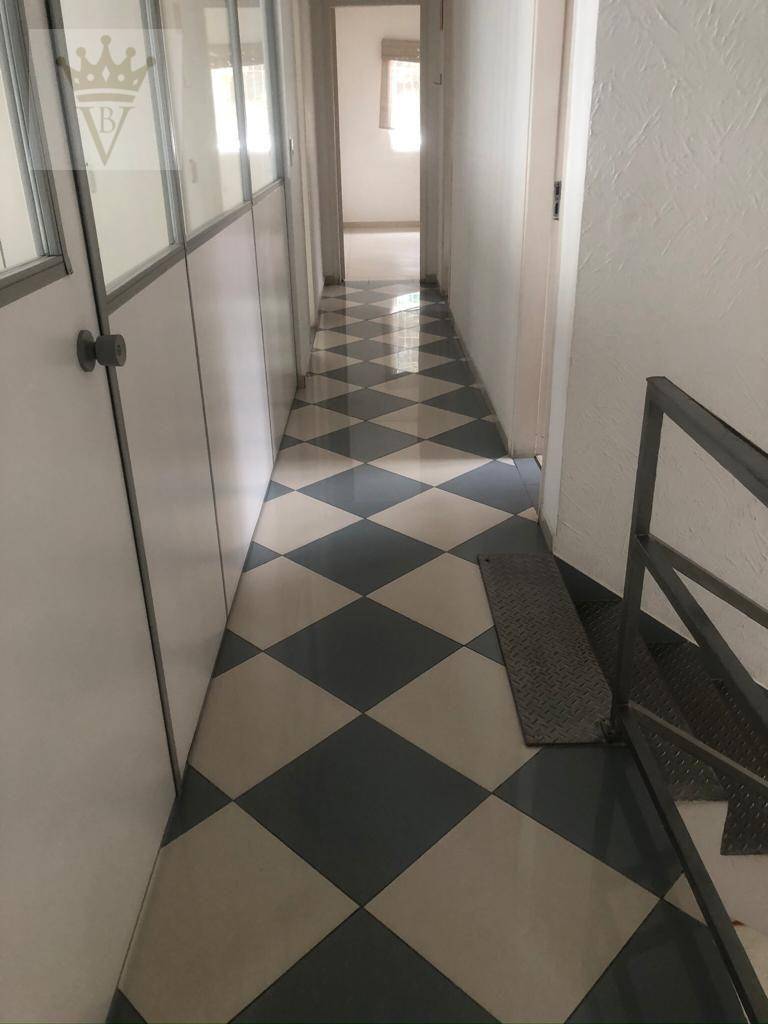 Sobrado à venda com 4 quartos, 360m² - Foto 11