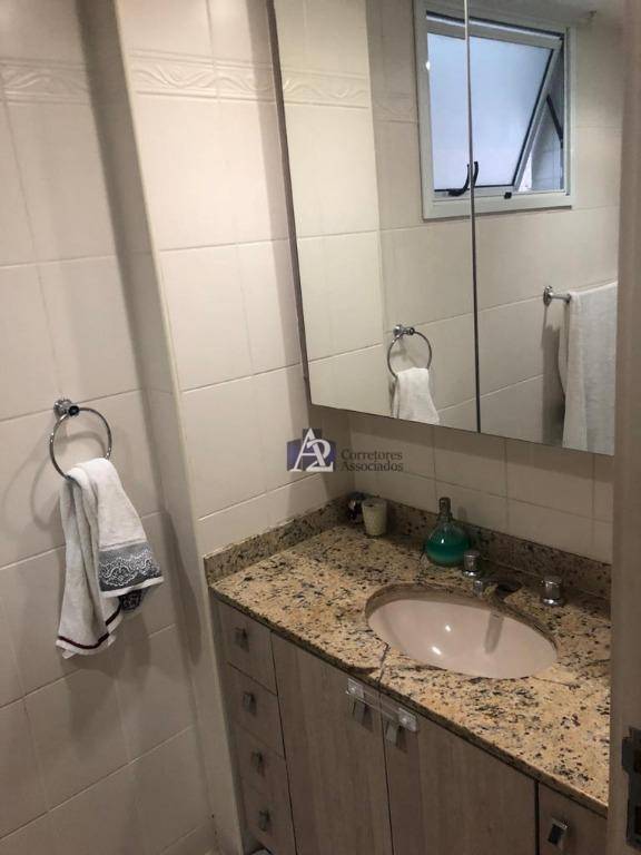 Apartamento à venda com 3 quartos, 105m² - Foto 18