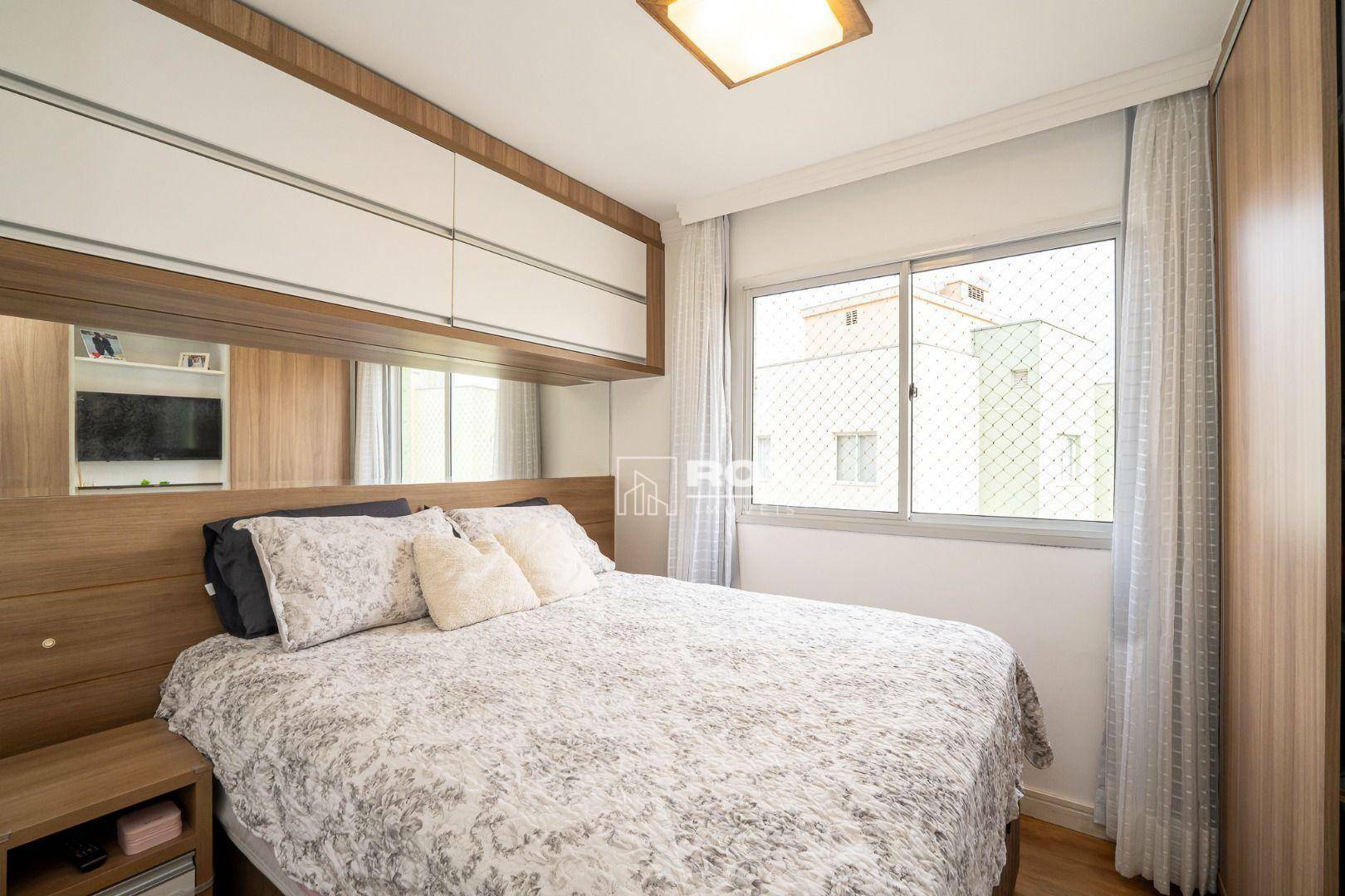 Apartamento à venda com 2 quartos, 65m² - Foto 25