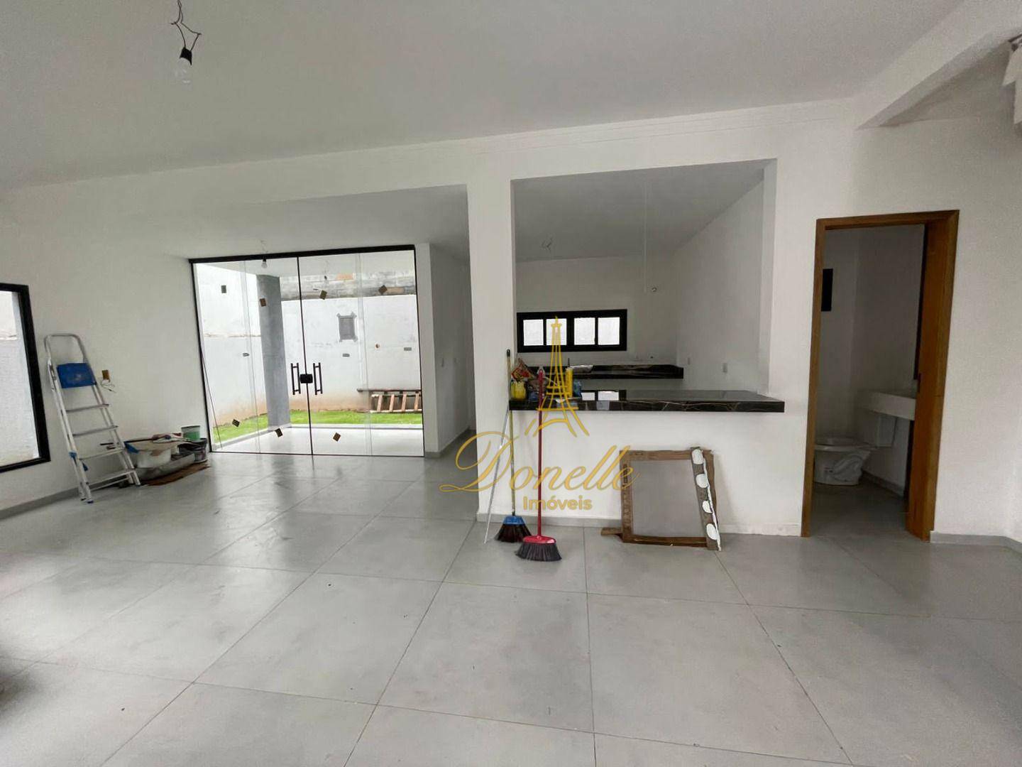 Casa à venda com 3 quartos, 112m² - Foto 14