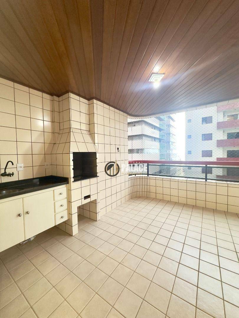 Apartamento à venda com 3 quartos, 131m² - Foto 2