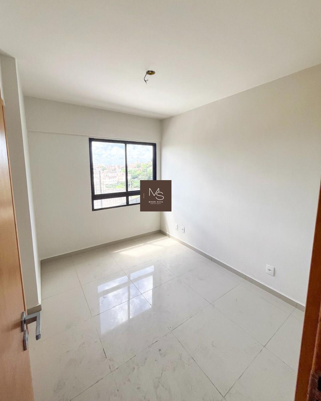 Apartamento à venda com 3 quartos, 93m² - Foto 15