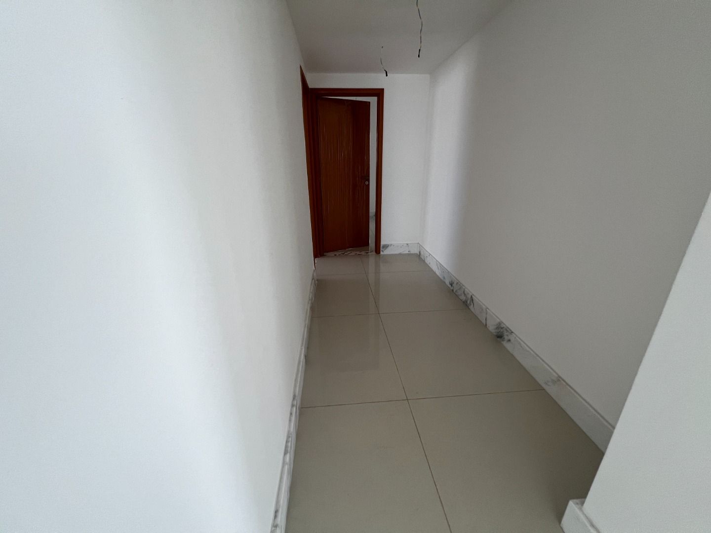 Apartamento à venda com 4 quartos, 335m² - Foto 17