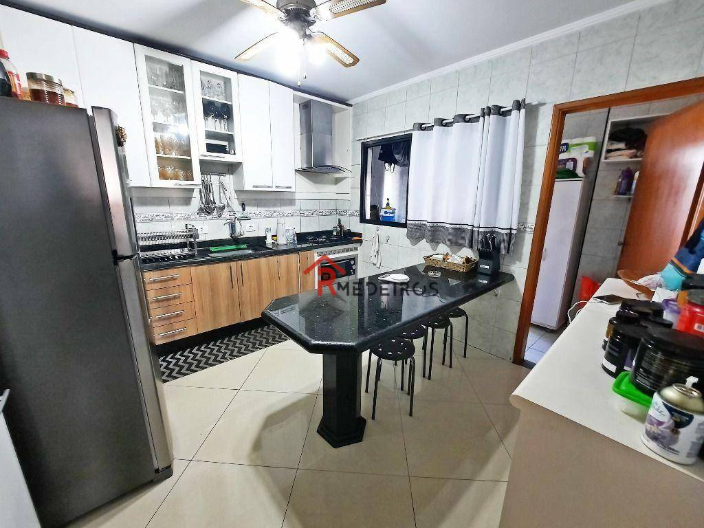 Apartamento à venda com 3 quartos, 120m² - Foto 7