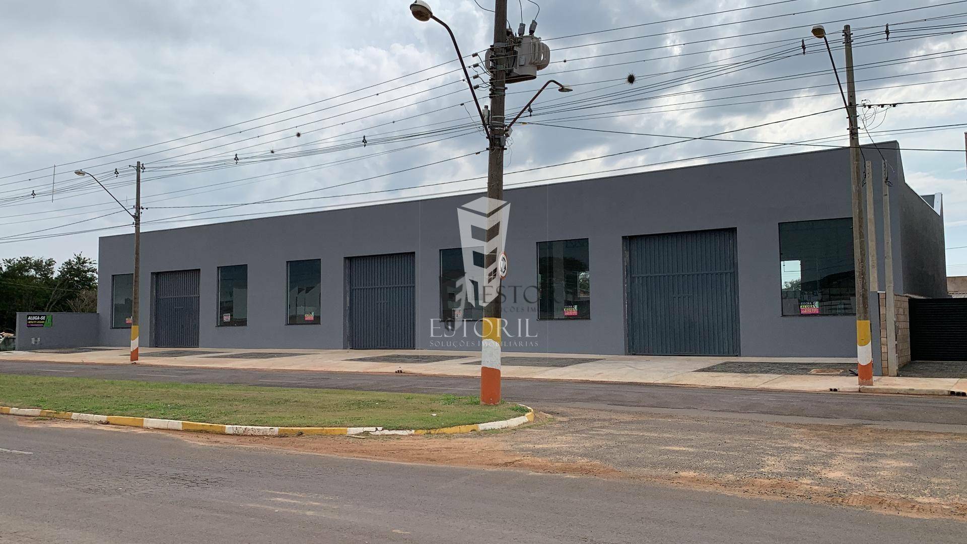 Depósito-Galpão-Armazém para alugar, 210m² - Foto 1