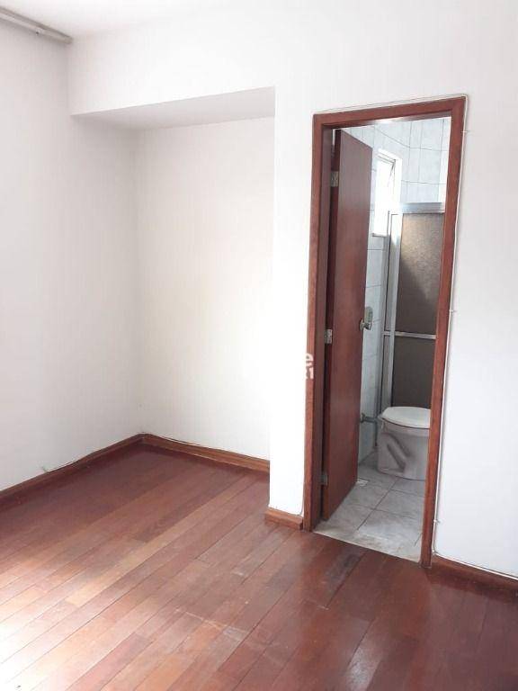 Apartamento à venda com 2 quartos, 71m² - Foto 2