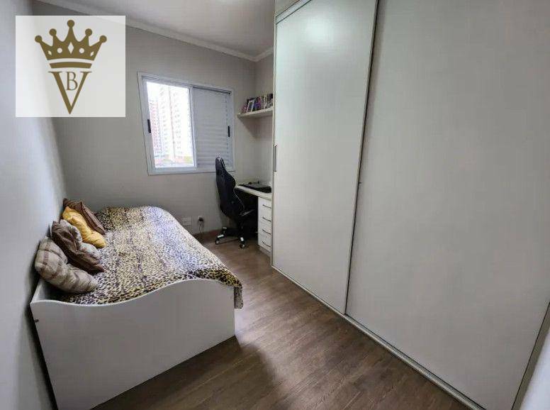 Apartamento à venda com 2 quartos, 70m² - Foto 2