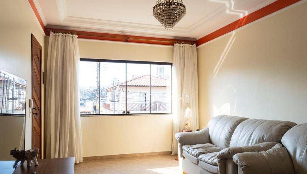 Sobrado à venda com 3 quartos, 248m² - Foto 4