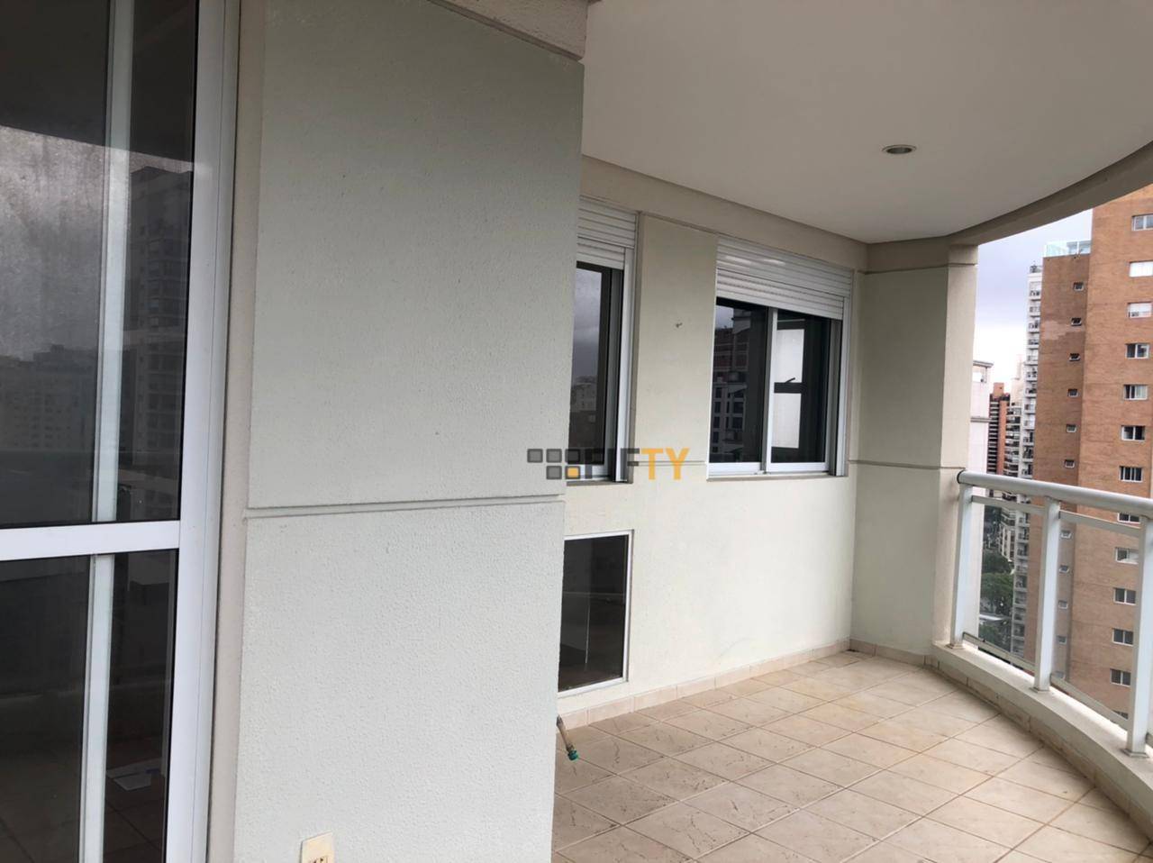 Apartamento à venda com 3 quartos, 124m² - Foto 8