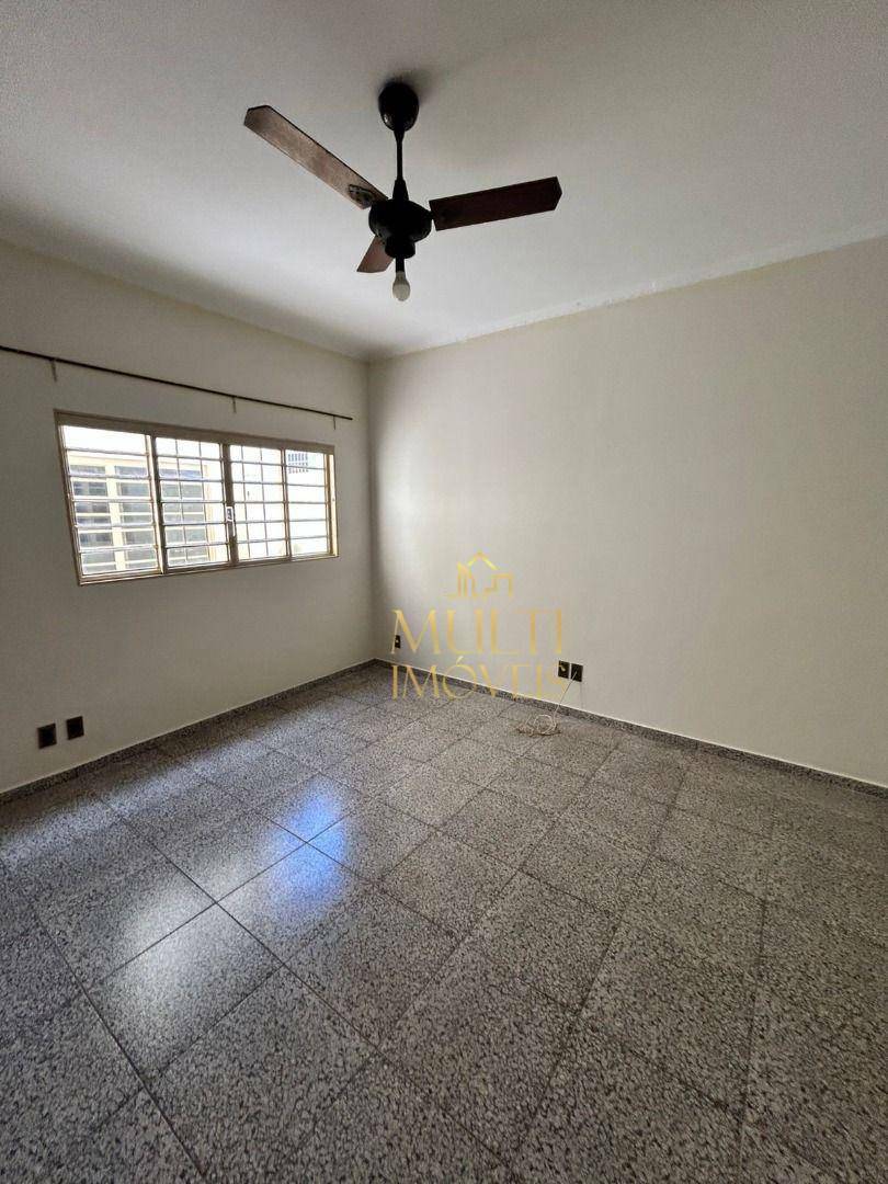 Casa à venda com 3 quartos, 267m² - Foto 14