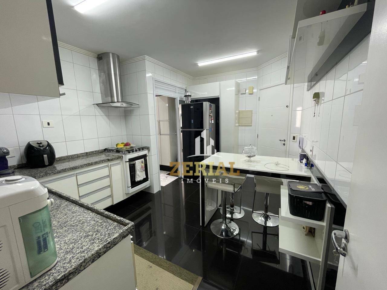 Apartamento à venda com 3 quartos, 133m² - Foto 31