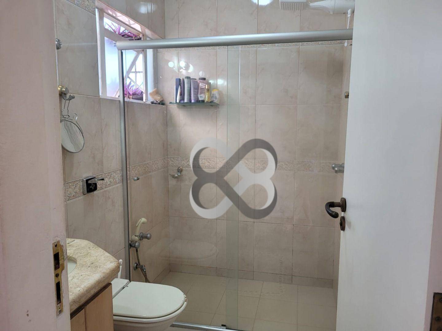 Sobrado à venda com 3 quartos, 310m² - Foto 21