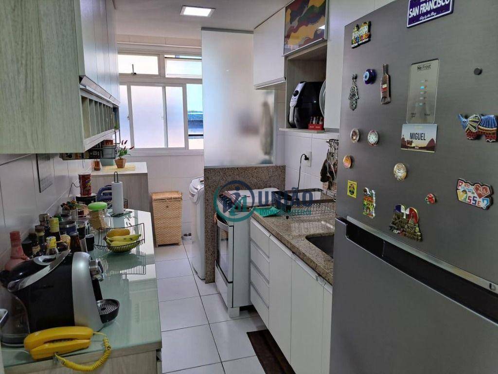 Apartamento à venda com 2 quartos, 64m² - Foto 16