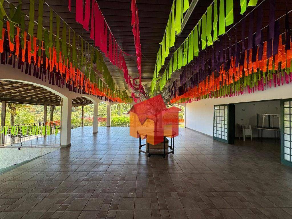 Chácara à venda com 4 quartos, 350m² - Foto 16