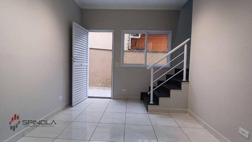 Sobrado à venda com 2 quartos, 58m² - Foto 1