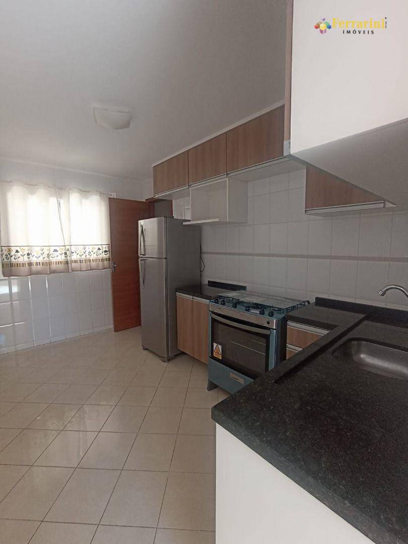 Sobrado para alugar com 3 quartos, 126m² - Foto 6