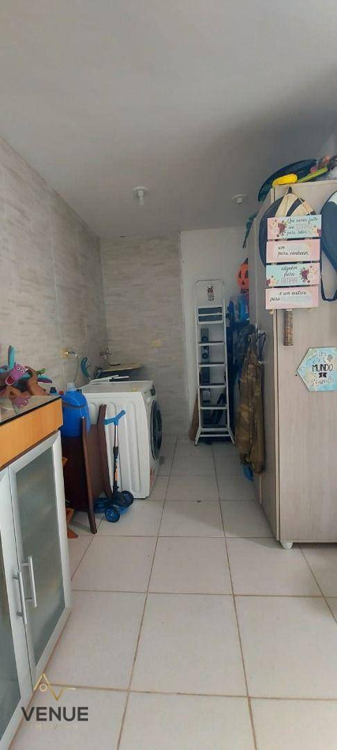 Cobertura à venda com 2 quartos, 108m² - Foto 4