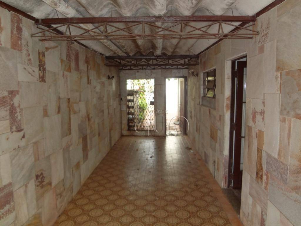 Casa à venda com 3 quartos, 248m² - Foto 2