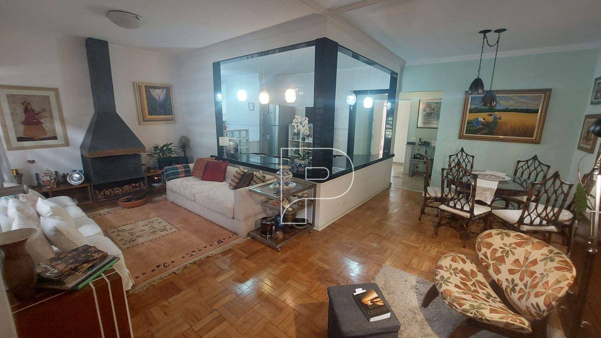 Casa à venda com 4 quartos, 219m² - Foto 1