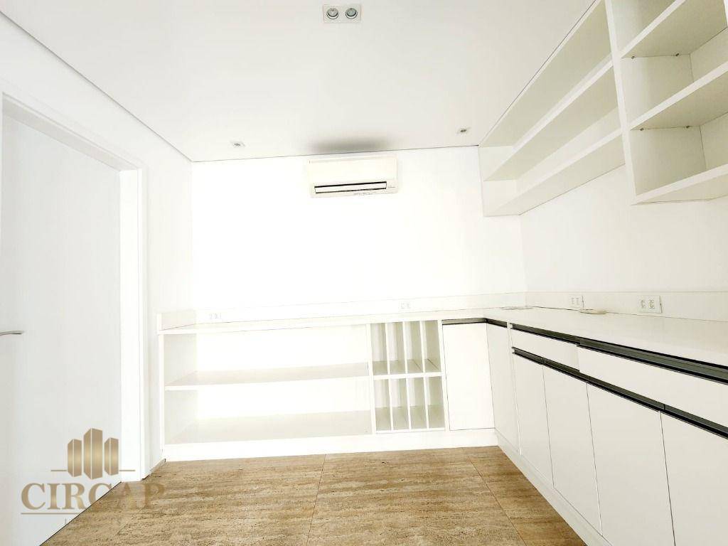 Apartamento para alugar com 4 quartos, 343m² - Foto 10