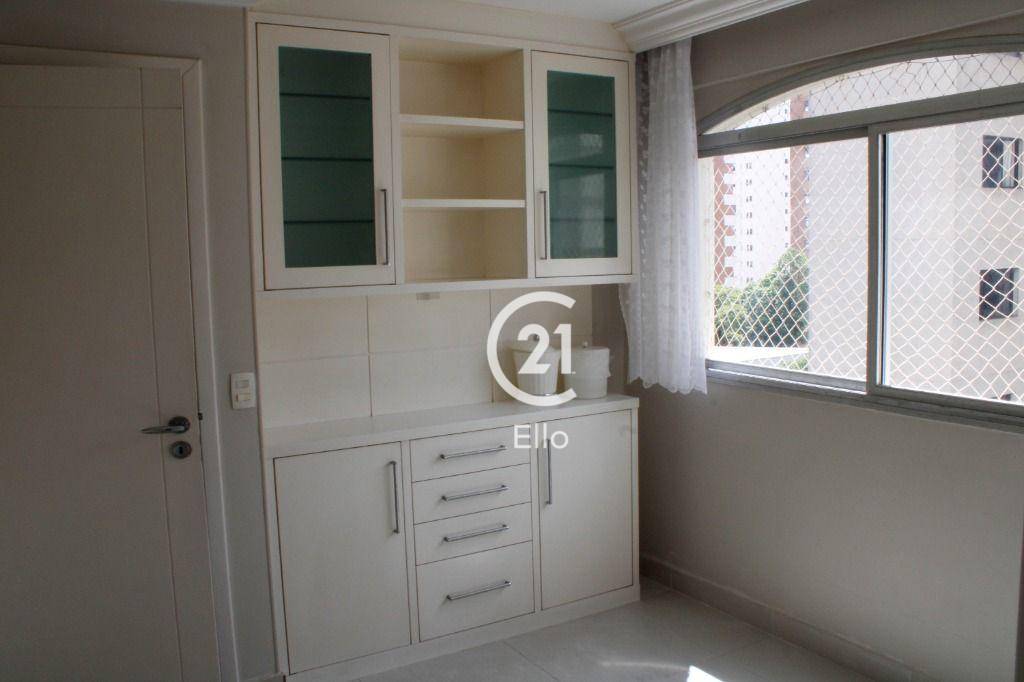 Apartamento à venda e aluguel com 3 quartos, 210m² - Foto 17