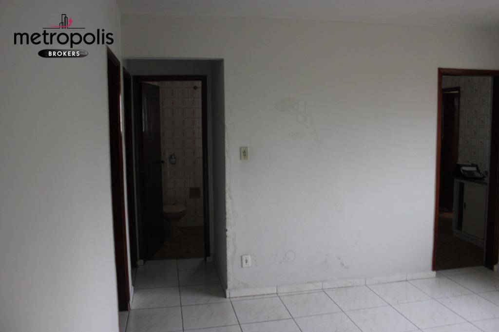 Apartamento para alugar com 2 quartos, 60m² - Foto 4