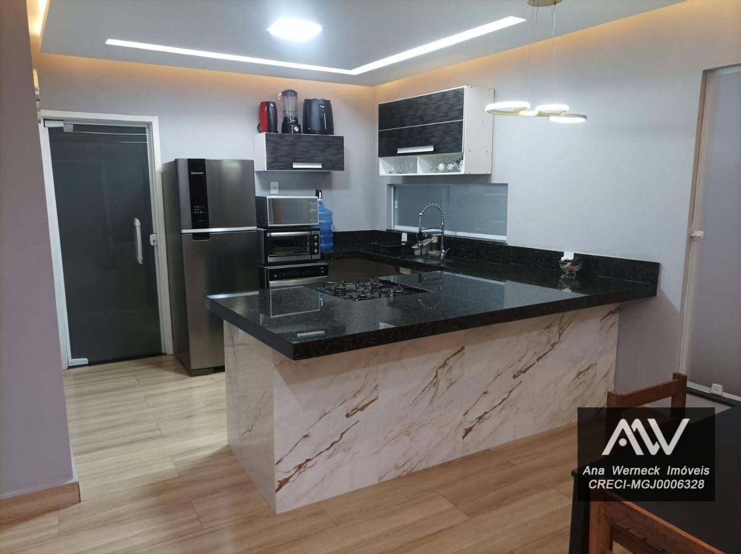 Casa à venda com 2 quartos, 120m² - Foto 5