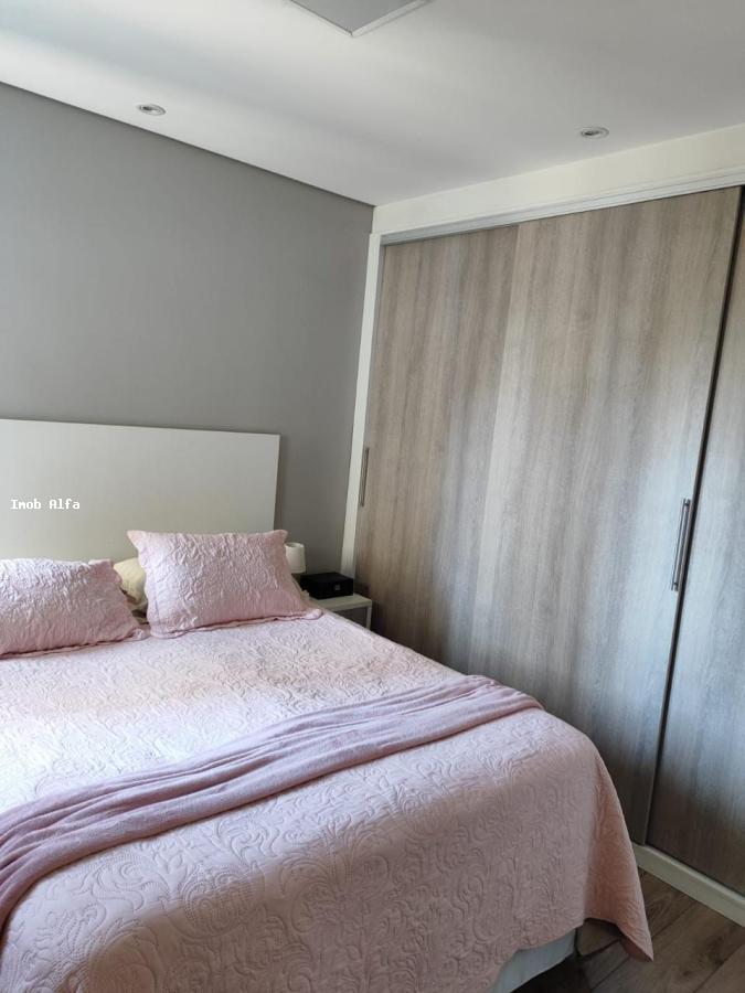 Apartamento à venda com 3 quartos, 74m² - Foto 17