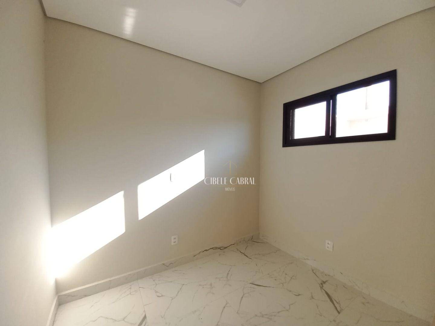 Casa à venda com 3 quartos, 269M2 - Foto 7